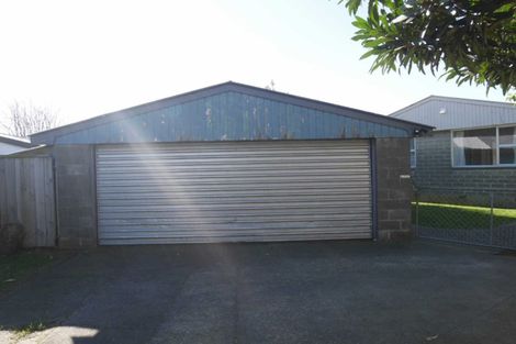 Photo of property in 22 Roswell Place, Islington, Christchurch, 8042