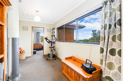 Photo of property in 211 Gray Road, Te Kamo, Kamo, 0185