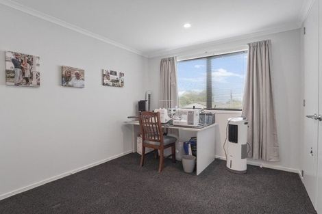 Photo of property in 27 Matenga Street, Waikanae, 5036