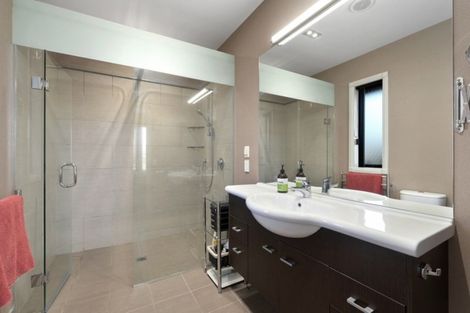 Photo of property in 980 Aubrey Road, Albert Town, Wanaka, 9305