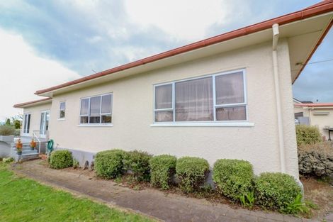 Photo of property in 32 Queen Street, Dannevirke, 4930