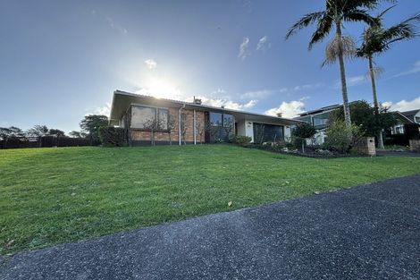 Photo of property in 33 Carnoustie Drive, Wattle Downs, Auckland, 2103