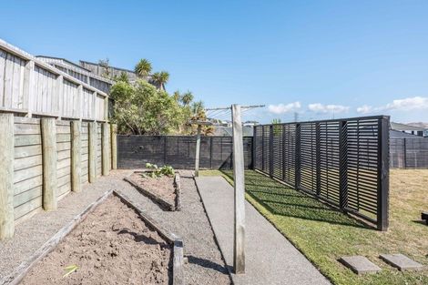 Photo of property in 90 Kentwood Drive, Woodridge, Wellington, 6037