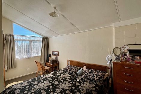 Photo of property in 3 Elm Street, Waiuku, 2123