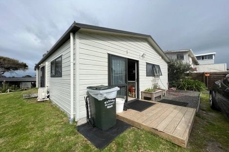 Photo of property in 512 Pukehina Parade, Pukehina, Te Puke, 3189