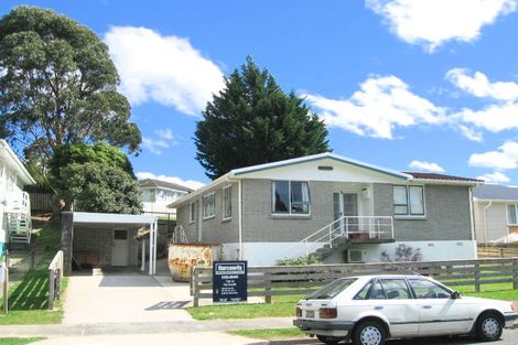 Photo of property in 31 Speargrass Grove, Timberlea, Upper Hutt, 5018