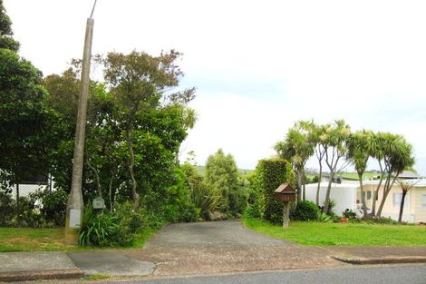 Photo of property in 52 Everard Avenue, Army Bay, Whangaparaoa, 0930