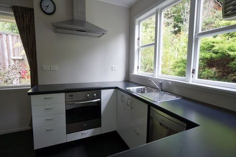 Photo of property in 110 Normandale Road, Normandale, Lower Hutt, 5010