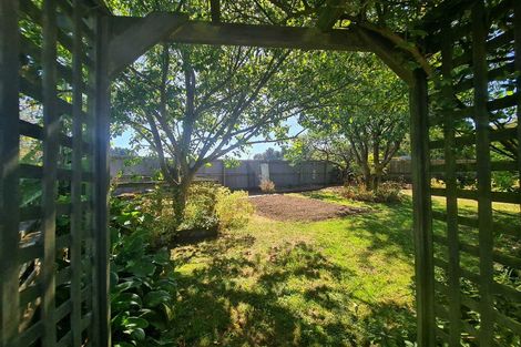 Photo of property in 6 Azalea Close, Templeton, Christchurch, 8042