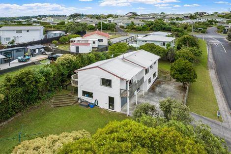 Photo of property in 32 Brandon Road, Manly, Whangaparaoa, 0930