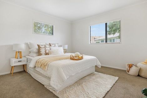 Photo of property in 8 Hayley Grove, Papamoa Beach, Papamoa, 3118