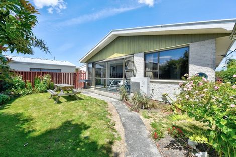 Photo of property in 13a Irving Street, Gore, 9710