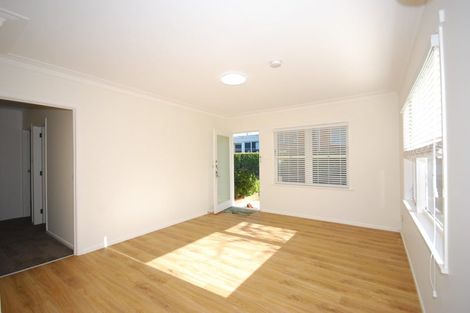 Photo of property in 1/40 Tawhiri Road, One Tree Hill, Auckland, 1061