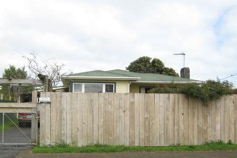 Photo of property in 125 Broadway, Waitara, 4320