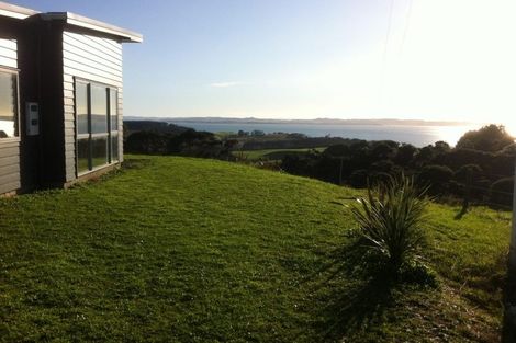 Photo of property in 3143 South Head Road, South Head, Helensville, 0874