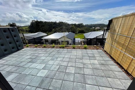 Photo of property in 23 William Calvert Drive, Swanson, Auckland, 0614