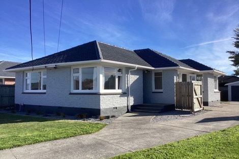 Photo of property in 11 Pembroke Street, Avondale, Christchurch, 8061