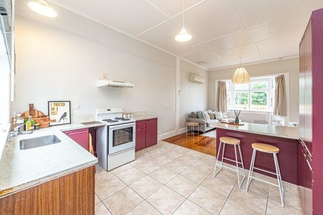 Photo of property in 1 Harrison Street, Whanganui, 4500