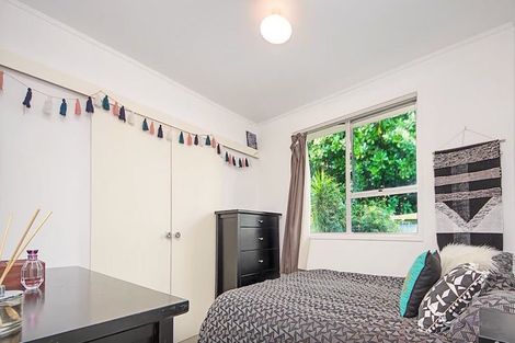 Photo of property in 423 Bucklands Beach Road, Bucklands Beach, Auckland, 2012