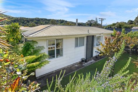 Photo of property in 50a Milton Terrace, Picton, 7220