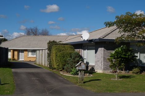 Photo of property in 2/71 Frank Nobilo Drive, Golflands, Auckland, 2013
