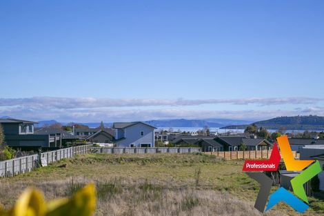 Photo of property in 10 Tuhua Close, Wharewaka, Taupo, 3330