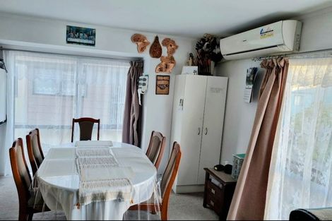 Photo of property in 82 Malaspina Place, Papatoetoe, Auckland, 2025