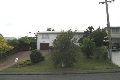 Photo of property in 23 Selwyn Crescent, Forrest Hill, Auckland, 0620