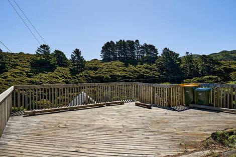 Photo of property in 105 Cluny Road, Plimmerton, Porirua, 5026