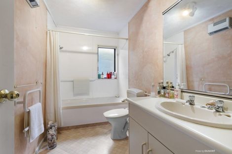 Photo of property in 1/24 Ottawa Road, Ngaio, Wellington, 6035