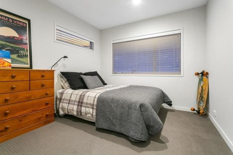 Photo of property in 9 Huntington Park Drive, Greenhithe, Auckland, 0632