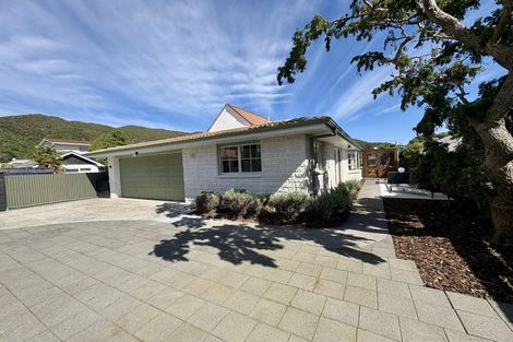 Photo of property in 18a Rossiter Avenue, Waterloo, Lower Hutt, 5011