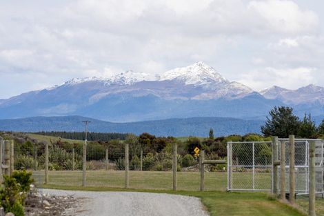 Photo of property in 877 Manapouri Te Anau Highway, Te Anau, 9679