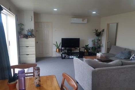 Photo of property in 5a Royal Crescent, Saint Kilda, Dunedin, 9012