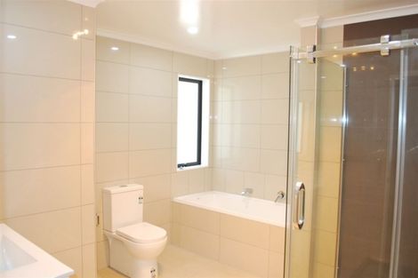 Photo of property in 50b Pinedale Place, Henderson, Auckland, 0610