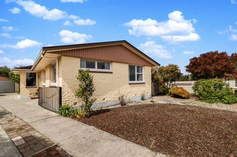 Photo of property in 15 Arran Crescent, Woolston, Christchurch, 8062