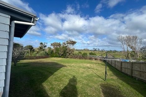 Photo of property in 450 Pukehina Parade, Pukehina, Te Puke, 3189