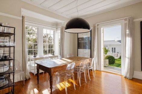 Photo of property in 52 Hinemoa Street, Birkenhead, Auckland, 0626