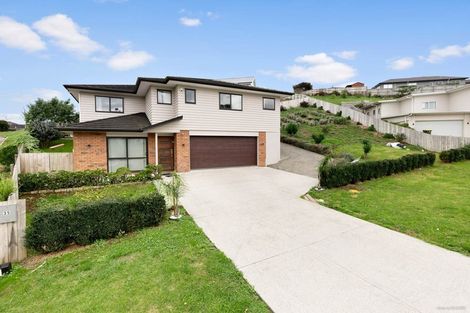 Photo of property in 41 Cape Vista Crescent, Pukekohe, 2120