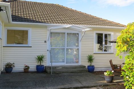 Photo of property in 165 Wainuiomata Road, Wainuiomata, Lower Hutt, 5014
