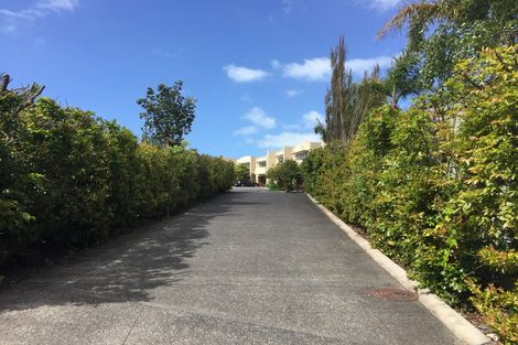 Photo of property in 7 Gillett Place, Botany Downs, Auckland, 2014