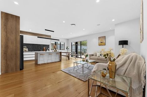 Photo of property in 8 Hermes Road, Flat Bush, Auckland, 2019