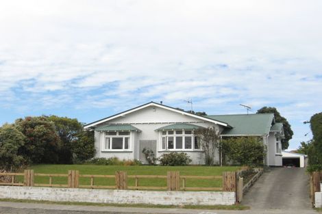 Photo of property in 35 Liffiton Street, Gonville, Whanganui, 4501
