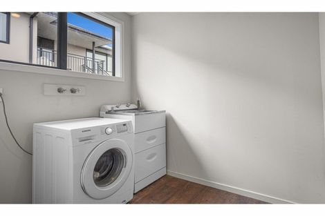 Photo of property in 135 Queenspark Drive, Parklands, Christchurch, 8083