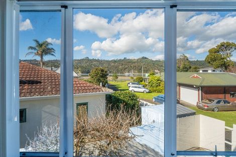 Photo of property in 127 Albert Street, Whitianga, 3510