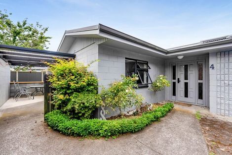 Photo of property in 4 Douglas Street, Hawera, 4610
