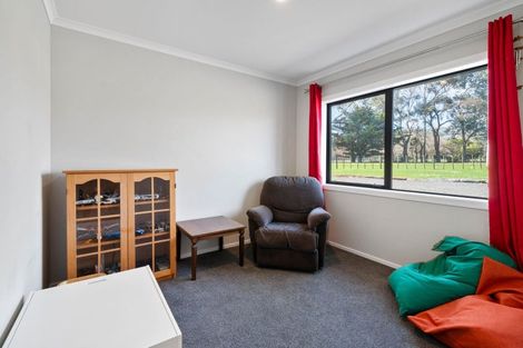 Photo of property in 841 Makerua Road, Tokomaru, Palmerston North, 4474