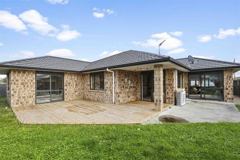 Photo of property in 20 Hector Drive, Rototuna North, Hamilton, 3210