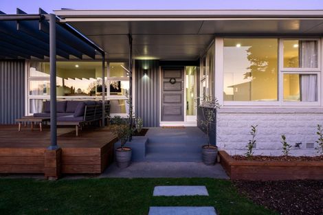 Photo of property in 34 Gladson Avenue, Sockburn, Christchurch, 8042