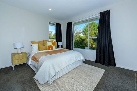 Photo of property in 106 Bridge Street, New Brighton, Christchurch, 8061
